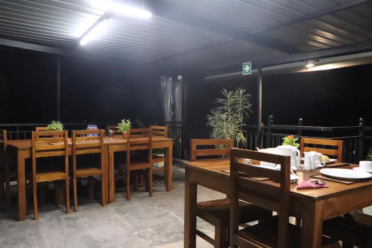 Ryan Residence & Restaurant Negombo Eksteriør billede